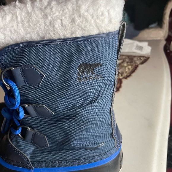 Sorel Kids Blue and Black Snow Boots - Picture 4 of 9